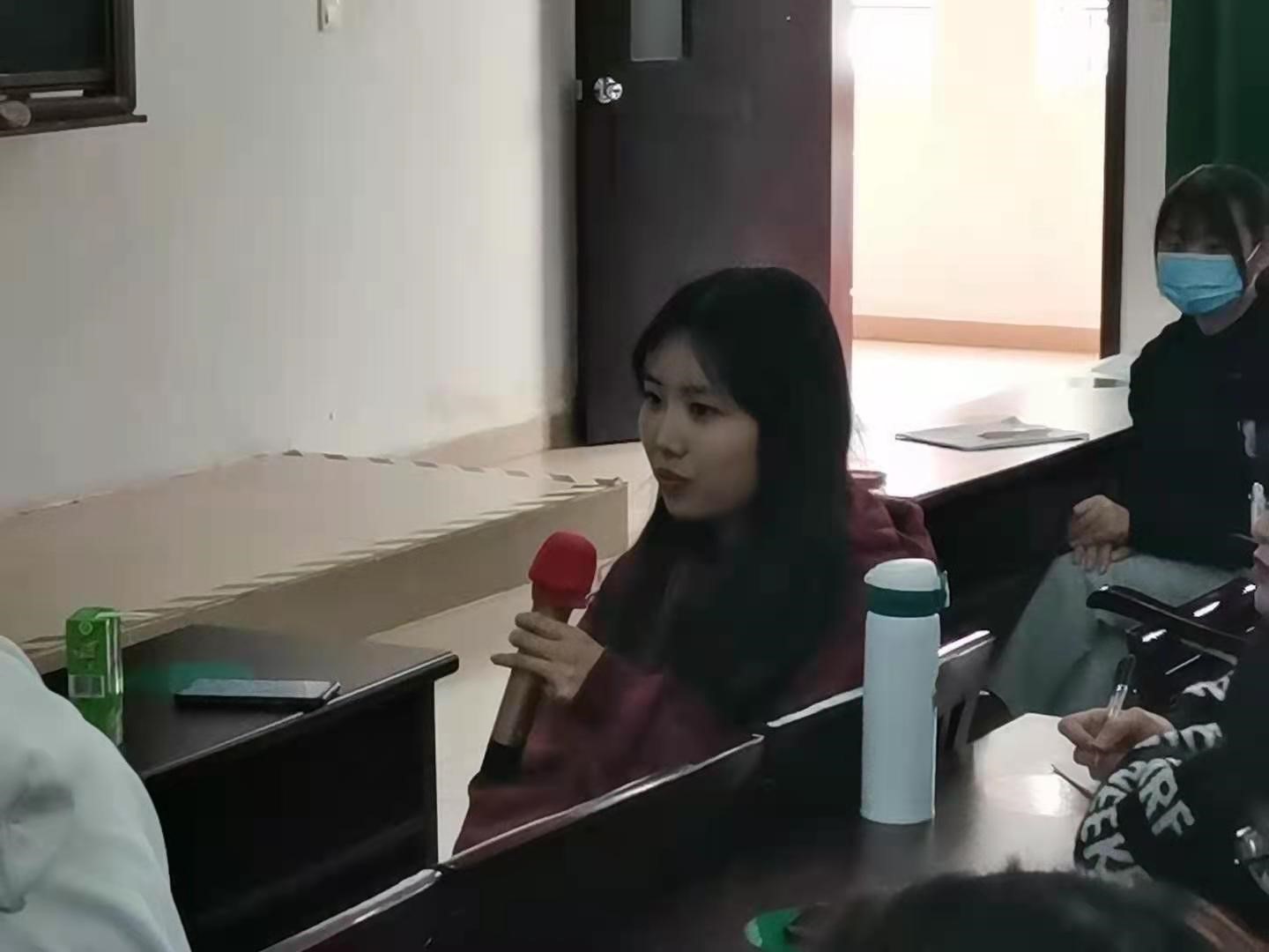 687bfbc35e744607a2e4d7c4da29308d.jpg 687bfbc35e744607a2e4d7c4da29308d.jpg
